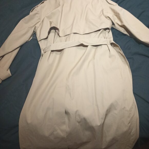 All weather raincoat - Picture 4 of 4